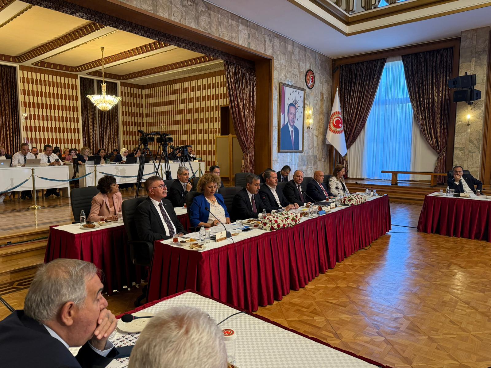 TBMM MİLLİ DAYANIŞMA, KARDEŞLİK VE DEMOKRASİ KOMİSYONU’NDA GÖRÜŞLERİMİZİ DİLE GETİRDİK
