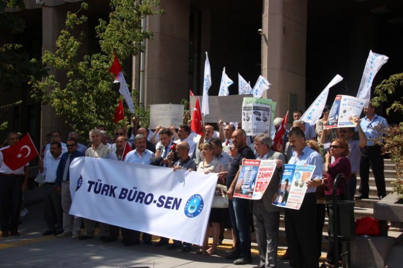 TÜRK BÜRO-SEN,ADLİ YIL AÇILIŞINDA ADALET ÇALIŞANLARININ HAKLARINI ARADI