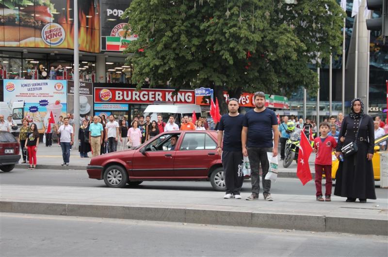 ANKARA`YI KIRMIZI BEYAZA BOYADIK