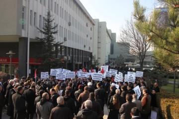 EK ÖDEME ADALETSİZLİĞİNİ PROTESTO ETTİK