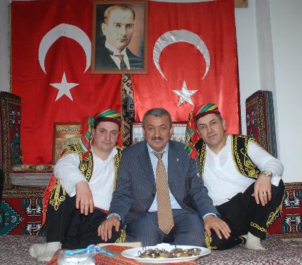 İL VE İLÇE TEMSİLCİLERİNE HAFTADA 4 SAAT İZİN ve GÜVENCE