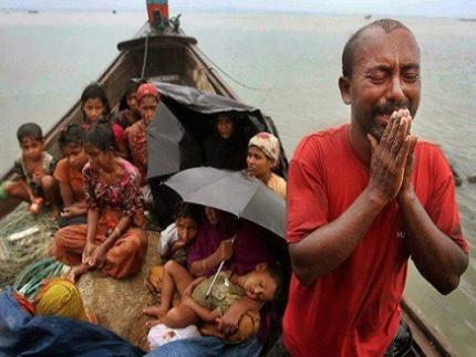 MYANMAR’DA MÜSLÜMAN KATLİAMINI KINIYORUZ!