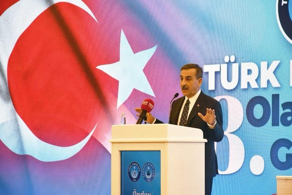 MEMUR BAYRAM İKRAMİYESİ BEKLİYOR, MAAŞLARDA EŞEL MOBİL İSTİYOR