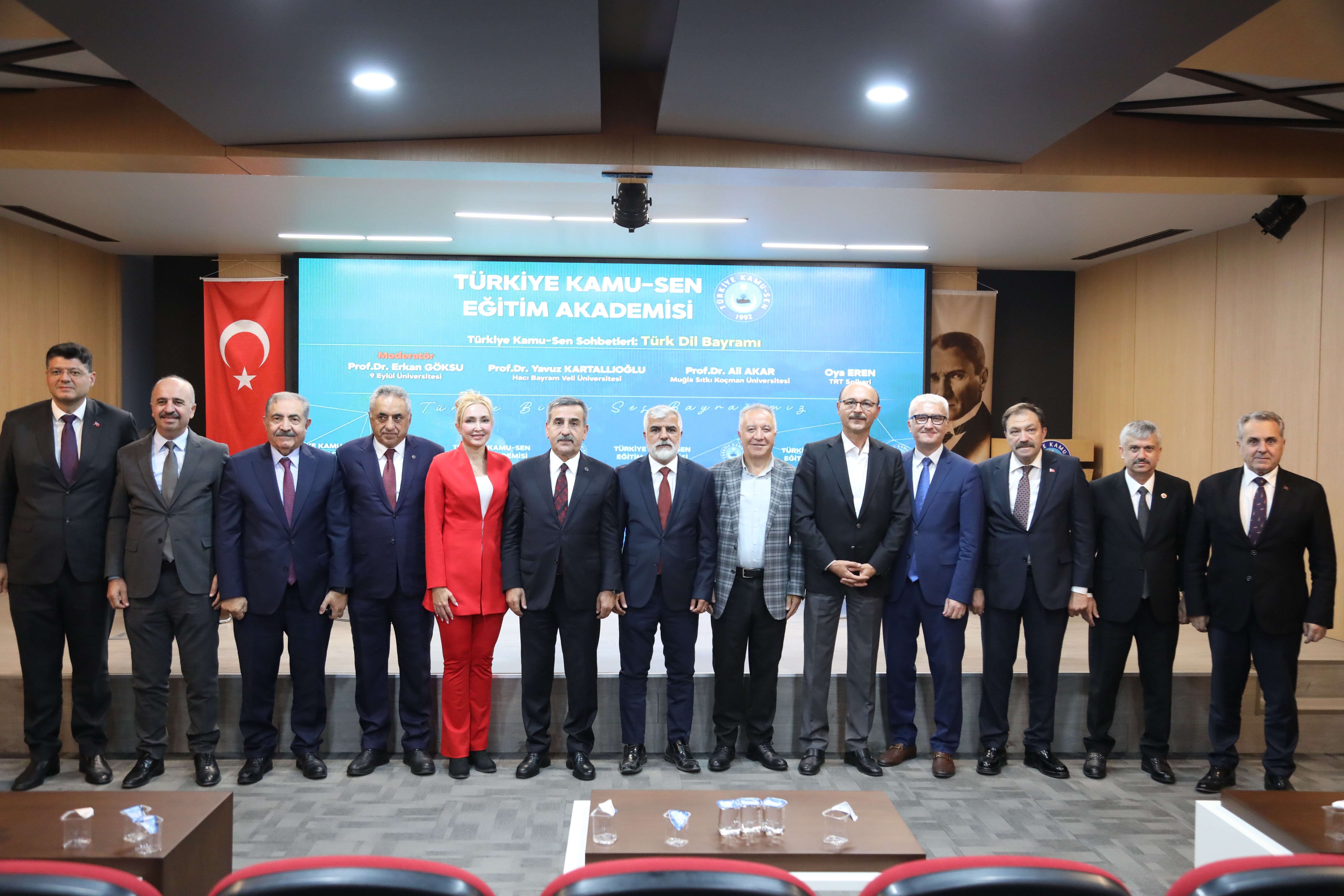 TÜRKÇE ÜZERİNE TÜRKİYE KAMU-SEN SOHBETİMİZİ GERÇEKLEŞTİRDİK.