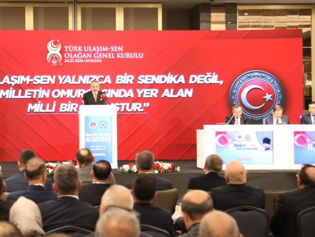 TÜRK ULAŞIM-SEN 8. OLAĞAN GENEL KURULU GERÇEKLEŞTİRİLDİ - 14