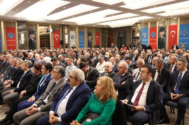 TÜRK BÜRO-SEN 8. OLAĞAN GENEL KURULU GERÇEKLEŞTİRİLDİ - 14