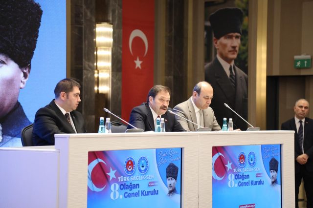 TÜRK SAĞLIK-SEN 8.OLAĞAN GENEL KURULU GERÇEKLEŞTİRİLDİ - 10