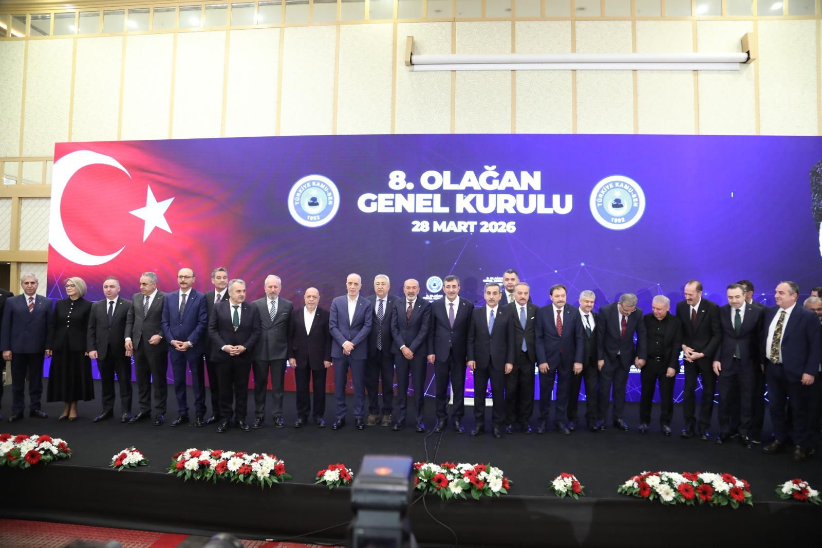 KONFEDERASYONUMUZUN 8. OLAĞAN GENEL KURULU’NU COŞKUYLA GERÇEKLEŞTİRDİK
